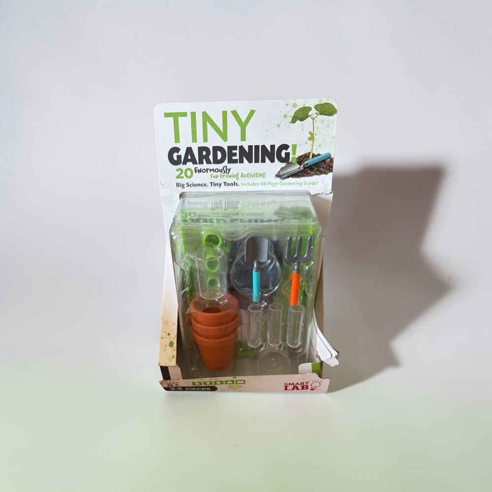 SmartLab Tiny Gardening STEM Science Kit 34 Pieces Ages 8+ New Unused